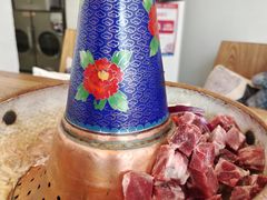 苏尼特极品羔羊肉-毛辣果·贵州红酸汤牛肉火锅(西单店)