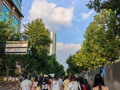 -上海体育场