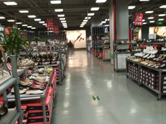 -上品折扣(回龙观店)