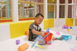 -泛尼尼儿童乐园(文化广场店)