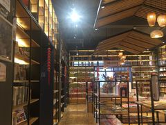 -新华书店(解放中路店)