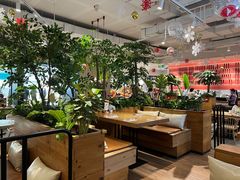 大堂-必胜客(百联又一城店)