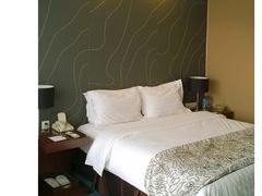 大床房-福州仓山万达浦上大道地铁站锦江都城酒店