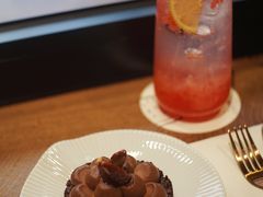 -潮一不贰·法式甜品·生日蛋糕·西式简餐(外滩店)