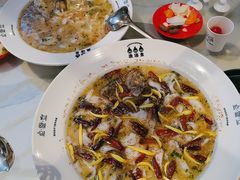 -渔语鱼酸菜鱼新川菜(来福士店)