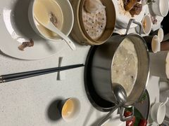 -煲王粤菜餐厅(中侨中心店)