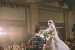 -MANLI BRIDAL婚纱
