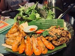 -大头虾越式风味餐厅(光明广场店)