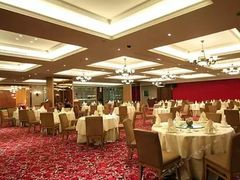 -汕尾巴黎半岛酒店