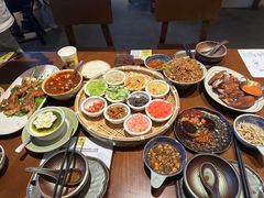 -包整·丝娃娃(一览甲秀楼风景店)