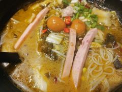 -渝和喵叔米线(南坪万达店)