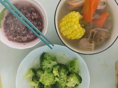 -鲸育宝宝月嫂(徐汇店)