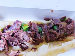 纯肉火烧-金诚张妈妈羊汤·驴肉火烧(旧宫佳和园店)