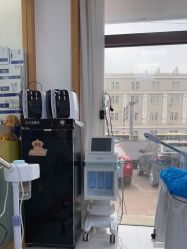 -靓芙泉专研痘痘肌