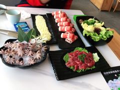 -马家斑.鲜鱼火锅(松湖万科店)