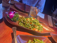 大理风味葱椒鸡-花马天堂云南餐厅 Lost Heaven(外滩店)