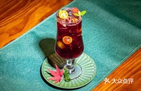 Lotus Root Picasso Bubbly Water