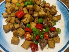 -雪乡阁东北农家菜(颛桥约好休闲街店)