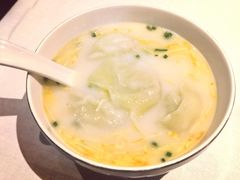 鲜鱼汤馄饨-Yan Ting 宴庭中餐厅(上海静安瑞吉酒店)