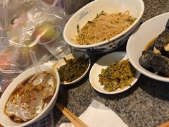 -湘下佬·老长沙吃货铺(顺成·大融城店)