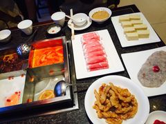 -皇城老妈·大连海鲜火锅(港湾店)