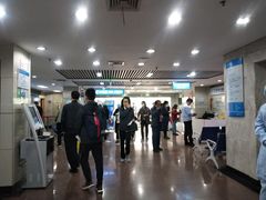 -浙江大学医学院附属口腔医院湖滨（延安）院区