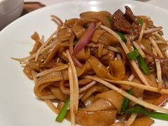 干炒牛河-茉里粤菜(皇姑万象汇店)