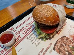 -The Habit Burger Grill 哈比特汉堡(复兴soho店)