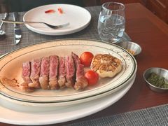 -MONICH牛排融合餐厅(和义大道购物中心店)