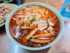 -亮亮面馆(经六路店)