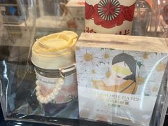 -花花卷卷·鲜食蛋糕(静安久光百货店)