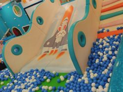 -孩子王童乐园(唐山万达广场店)