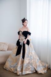 -洋洋婚纱品牌集合店