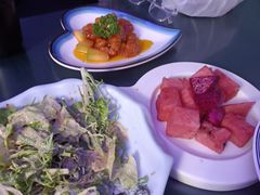 -忘忧草融合私房菜(红鼎国际店)