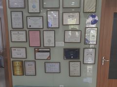 -茂菊口腔连锁(浦东南路店)