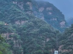 -龙潭大峡谷
