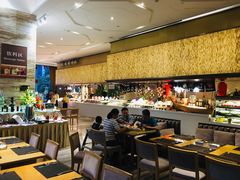 自助取餐区-威珀斯酒店·珀萃美食餐厅 | 海鲜刺身·现烤生蚝·特色烤肉