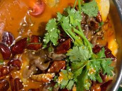 肥牛和牛蛙的故事-3号仓库·创意中国菜(乐清正大广场店)