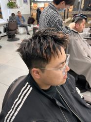 -尤司男士国潮理发馆