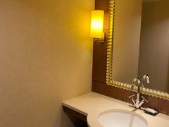 进门边的卫生间-厦门喜来登酒店