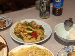 猪肝炒杏鲍菇-吉事利茶餐厅