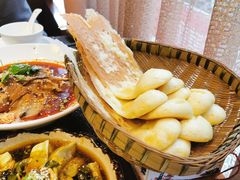 -万重锦·人文川菜馆(骡马市店)