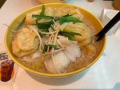 -谭仔米线(皇庭广场店)