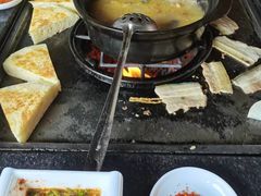 -有一锅·野生菌黑山羊腊排骨火锅(古城北门店)