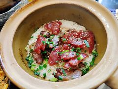 原件腊肉腊肠煲仔饭-红星光发煲仔饭(文海店)