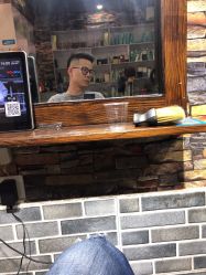 -首艺造型KM潮牌沙龙