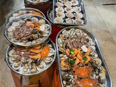 -鑫渔港海鲜本地菜·山海关浑锅(东戴河店)