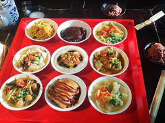 -蓝田九大碗民俗食府(蓝田店)