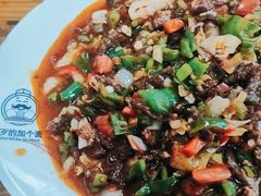 -歹歹的加个面过油肉拌面