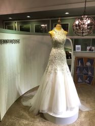 -LANYI COUTURE高级婚纱礼服改衣店